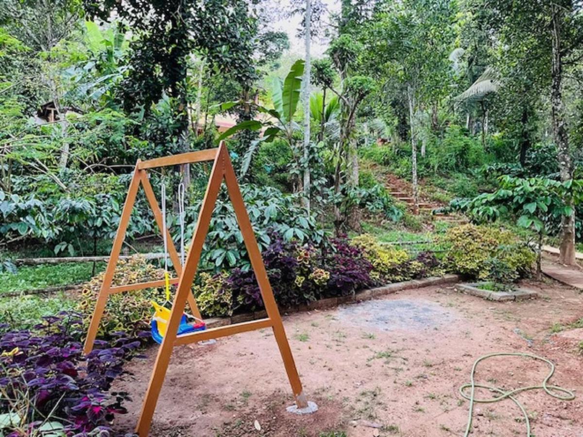 Kuruva Shoreline Wayanad Chegat Exterior photo